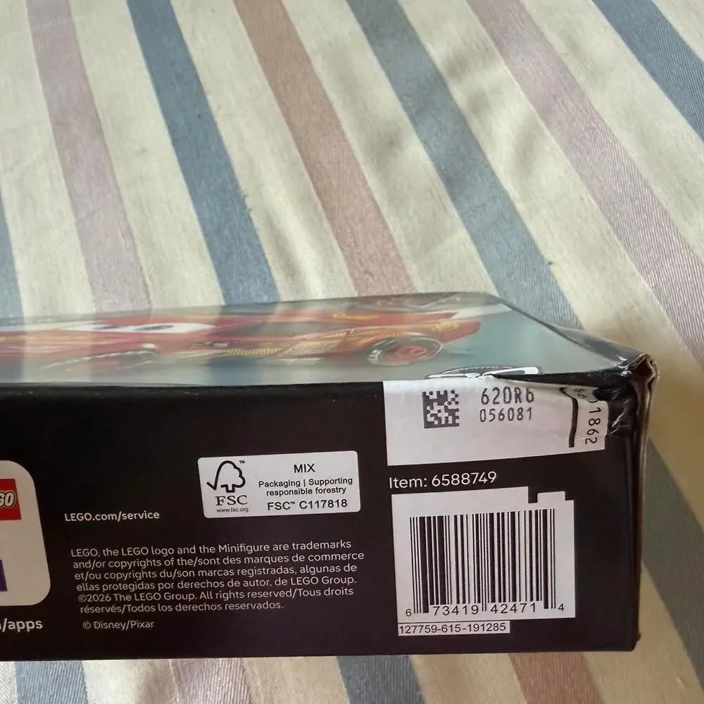 NEW LEGO Lightning McQueen (77255)